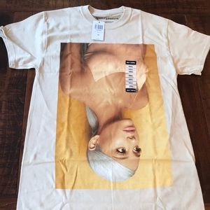Ariana Grande Sweetener Tee